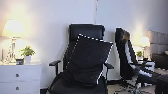 Chriss_Diamond Live XXX Chat