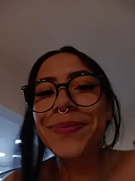 Chat +18 de Ivyy_sweet_ ao vivo