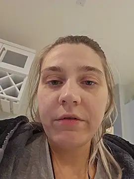 Živý XXX chat ScarletsWeb