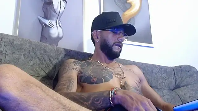 Chat XXX en directo de LukasScott_