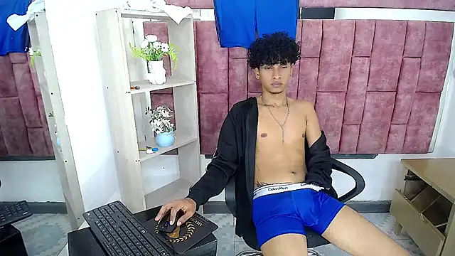 BlakeSttone live XXX chat