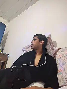 Principethom Chat XXX live
