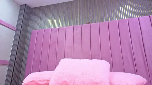 Mia_Land 现场XXX聊天