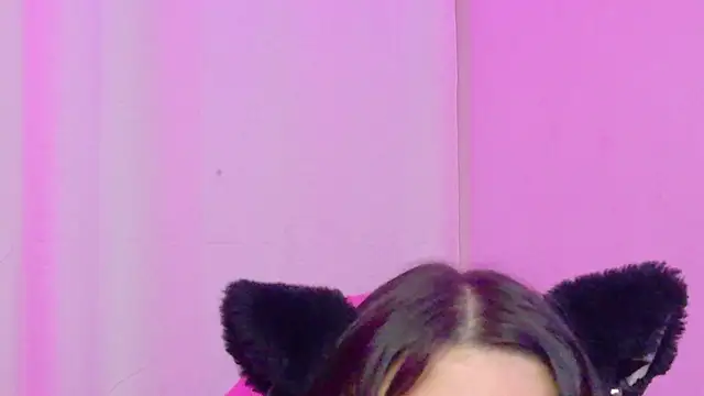 Sachi_Meow Adlı Modelin Canlı XXX Sohbeti