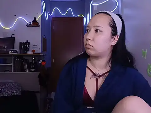 Japabaixinha লাইভ XXX চ্যাট