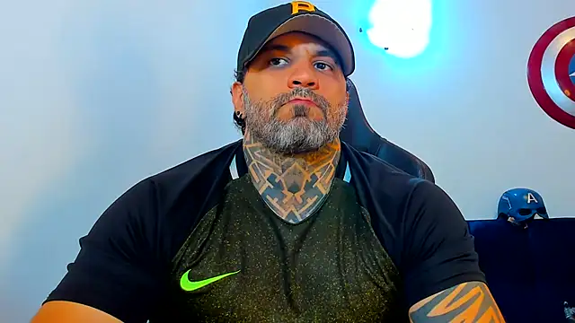JoshRigby Chat XXX in diretta