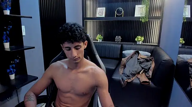 MaxiimoRomano_ – Naživo XXX chat