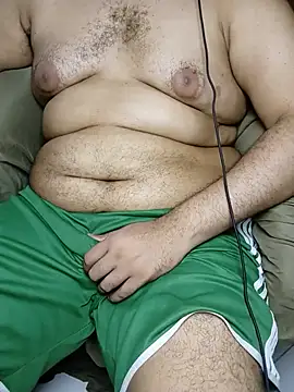 chubbygamer26n Live XXX chat