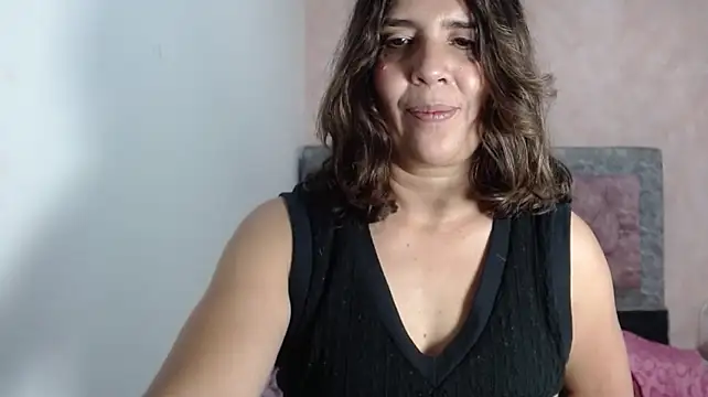 Victoria_meester 即時 XXX 聊天
