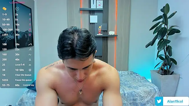 alan_nd_kevin Adlı Modelin Canlı XXX Sohbeti