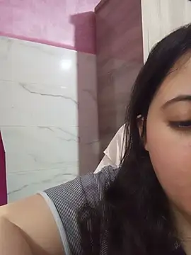 Beerrry Chat XXX live
