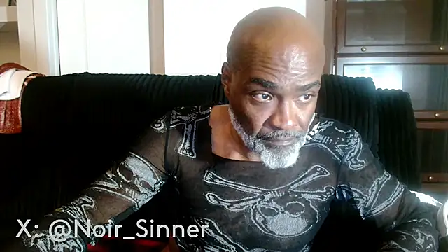 แชท XXX สดของ sinnernoir
