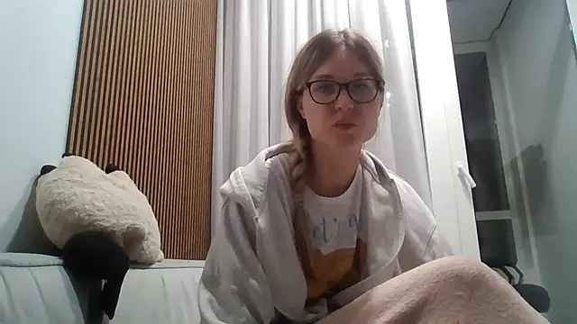Jugira Live XXX-Chat