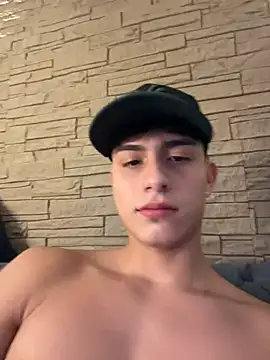 Lander_Cruz XXX чат на живо