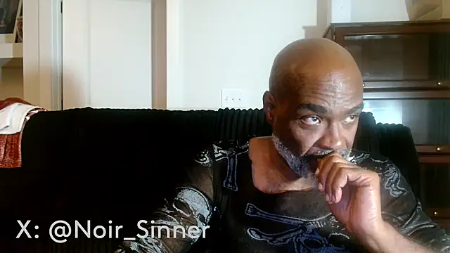 Czat XXX na żywo – sinnernoir