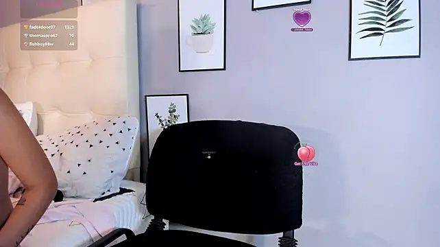 Grettel_w's Live Chat Room