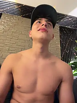 Lander_Cruz's Live XXX Chat