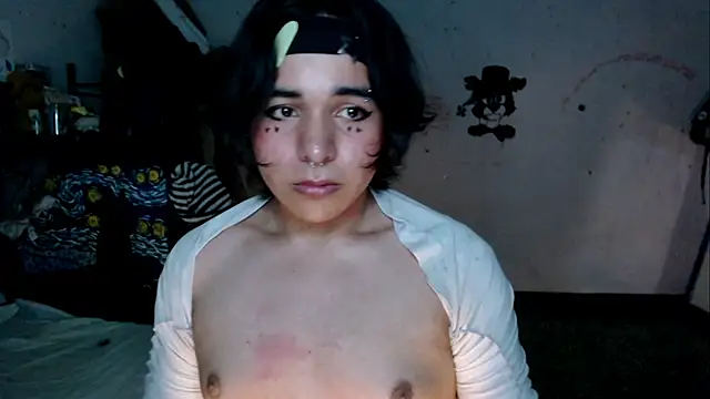 Cutie_Sam 即時 XXX 聊天
