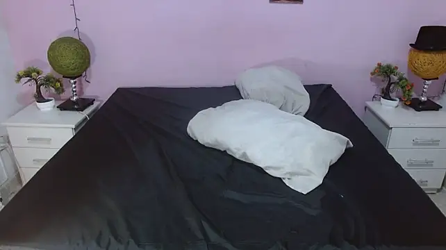 tiberius_blaunch's Live XXX Chat
