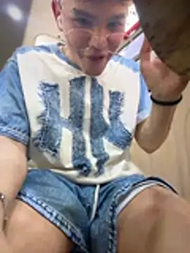 PRINCE_STEV live XXX chat