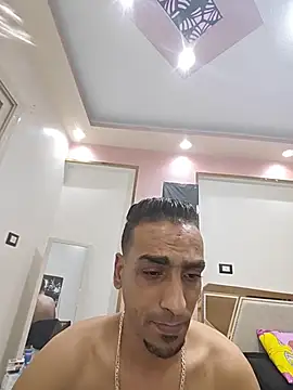 highguy 现场XXX聊天