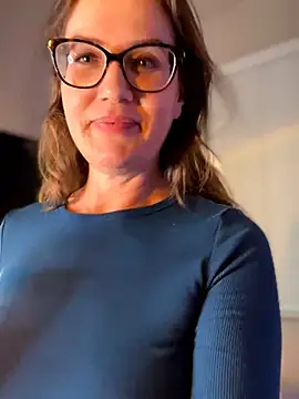 Chat +18 de MaiseKnox ao vivo