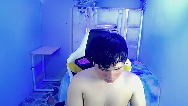 Chat +18 de Tommy_cotton ao vivo