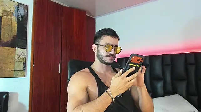 XXX chat uživo modela Marcus_lafourt
