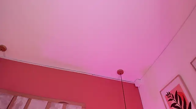 Chatroom XXX en direct de Justmia69