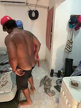 bigdick211292: απευθείας συνομιλία ΧΧΧ