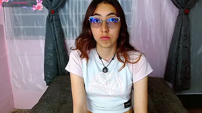 AnnieSparkle's Live XXX Chat