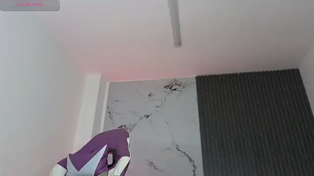 Chloemuaak 라이브 XXX 채팅