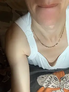 MiroKari2 live XXX chat