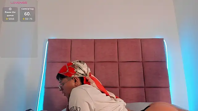 VickBennet Live XXX Chat