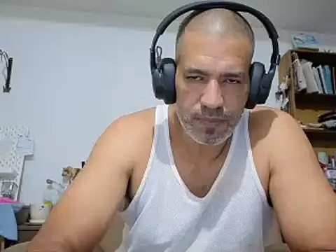 jackbigcock11 Adlı Modelin Canlı XXX Sohbeti