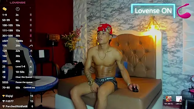 Damian-Lux Adlı Modelin Canlı XXX Sohbeti