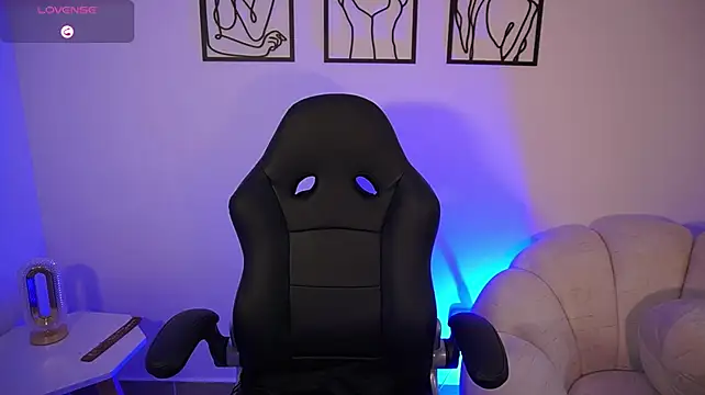 Онлайн чат XXX AliceHarper_