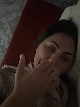 Emma_roqueen Adlı Modelin Canlı XXX Sohbeti