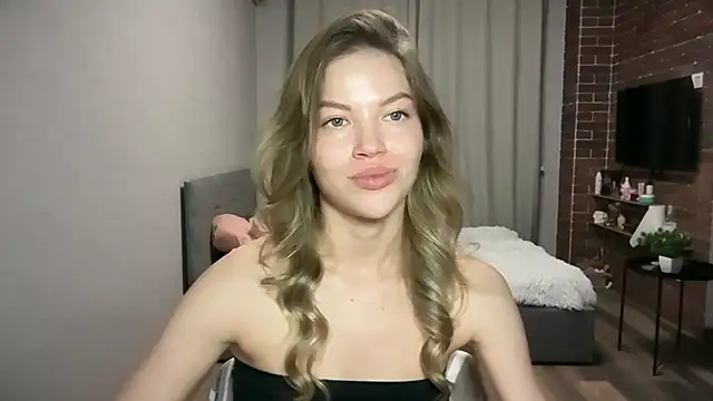 EmmyMills Obrolan Langsung XXX