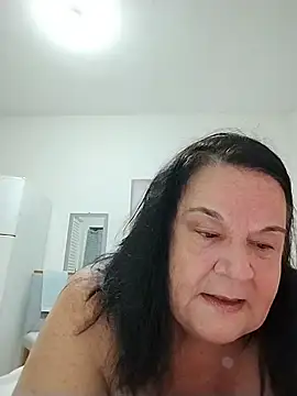 YayaMineira – Live XXX-chat