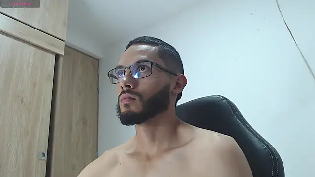 russthiago Chat XXX live