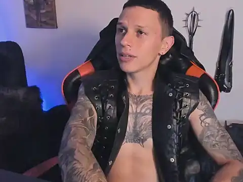 Онлайн чат XXX Masterdave7