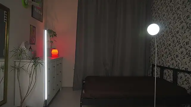PixieMeow_ লাইভ XXX চ্যাট