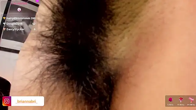 Chat XXX en directo de brianahill_