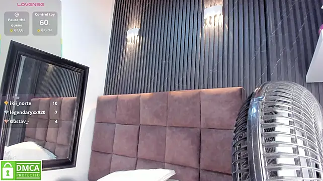 Gia__Scott_ Adlı Modelin Canlı XXX Sohbeti