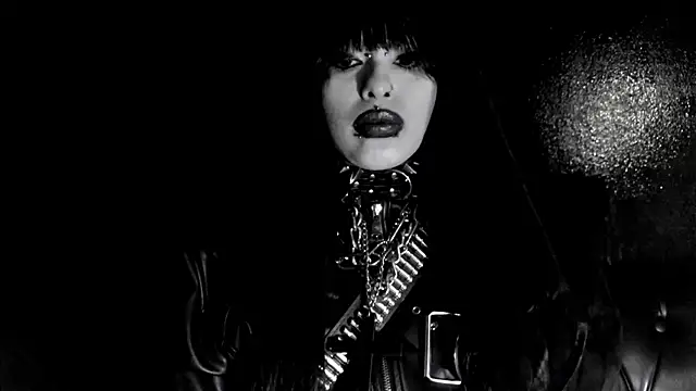 XXIOUX – Live XXX-chat