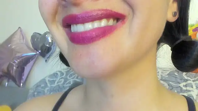 Chatroom XXX en direct de queen_fetish