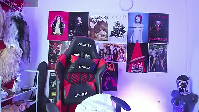mistresscrowley666's Live XXX Chat