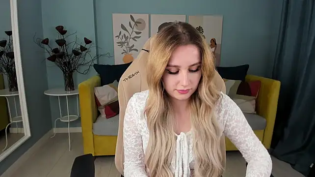 LanaLoon Chat XXX in diretta