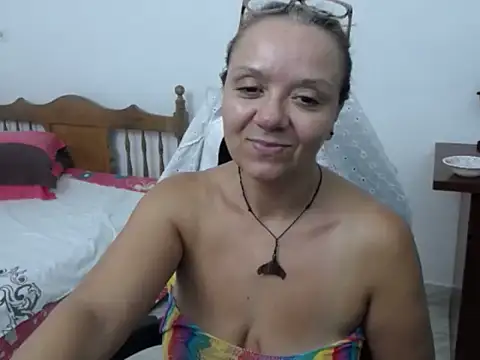 yeslluisa's Live XXX Chat